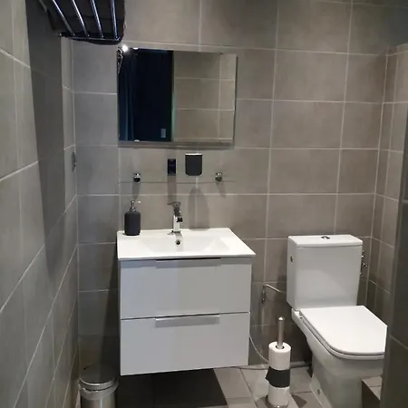 Lorraine לינה וארוחת בוקר 3*